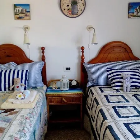 Beach Apartment,two Terraces,parking,wifi Apartment