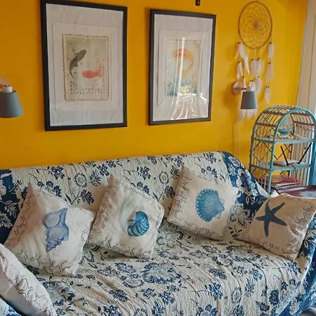 Beach Apartment,two Terraces,parking,wifi Apartment